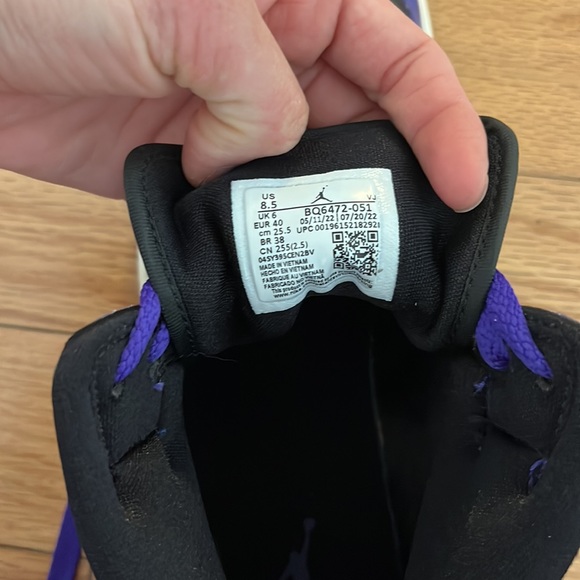 Nike Air Jordan - Picture 4 of 4